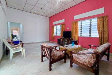 Sungai Siput Taman Jalong Huge Single Storey Bungalow House 