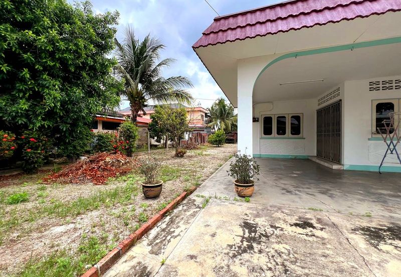 Sungai Siput Taman Jalong Huge Single Storey Bungalow House 