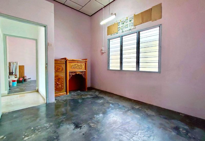 Sungai Siput Taman Jalong Huge Single Storey Bungalow House 