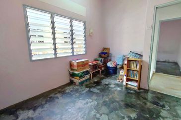 Sungai Siput Taman Jalong Huge Single Storey Bungalow House 