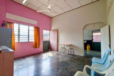 Sungai Siput Taman Jalong Huge Single Storey Bungalow House 