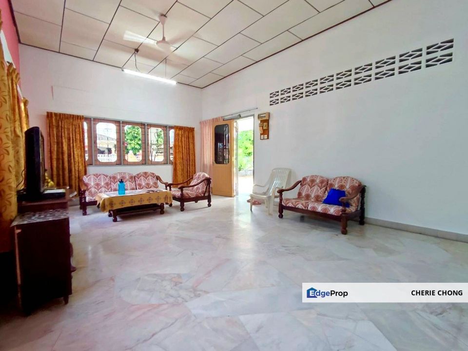 Sungai Siput Taman Jalong Huge Single Storey Bungalow House , Perak, Sungai Siput