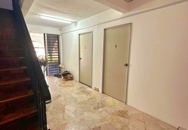 Bercham Utara Good Condition 2 Storey Terrace House Long Carporch With Kitchen Extended Many Extras