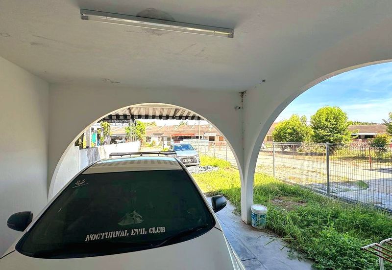 Bercham Utara Good Condition 2 Storey Terrace House Long Carporch With Kitchen Extended Many Extras