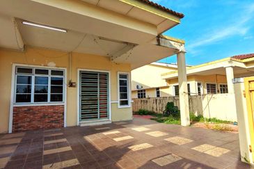 Chemor Low Cost Spacious Single Storey Semi-D House Good Condition 