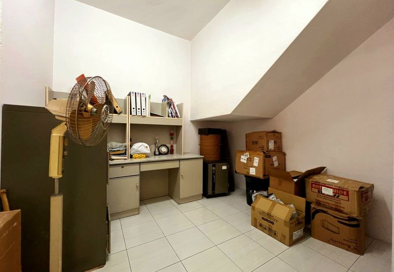 Gunung Rapat Ampang Superlink Double Storey Terrace House Near Field 