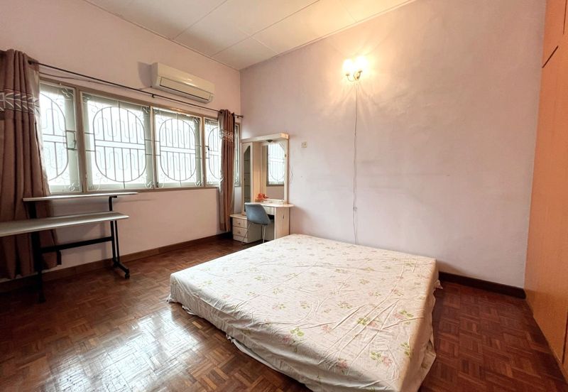 Gunung Rapat Ampang Superlink Double Storey Terrace House Near Field 