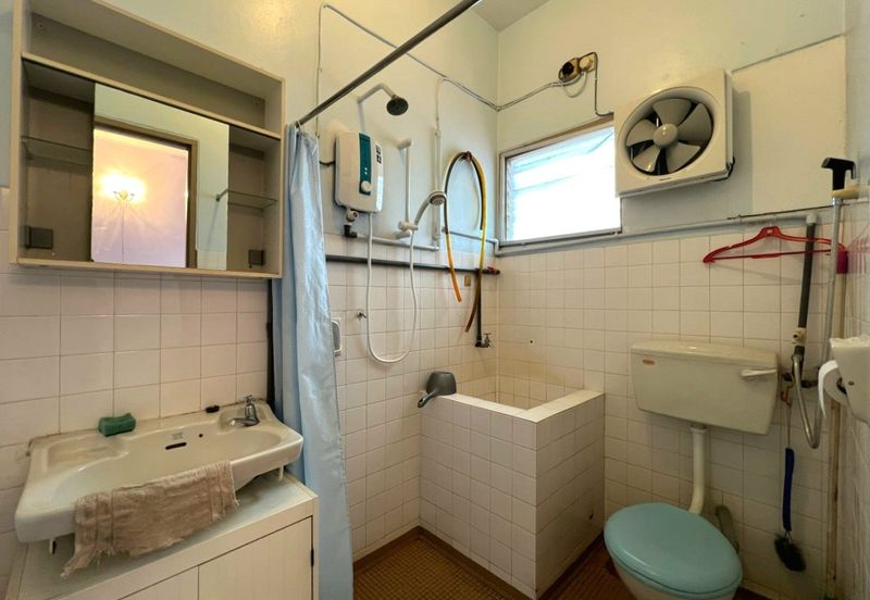 Gunung Rapat Ampang Superlink Double Storey Terrace House Near Field 