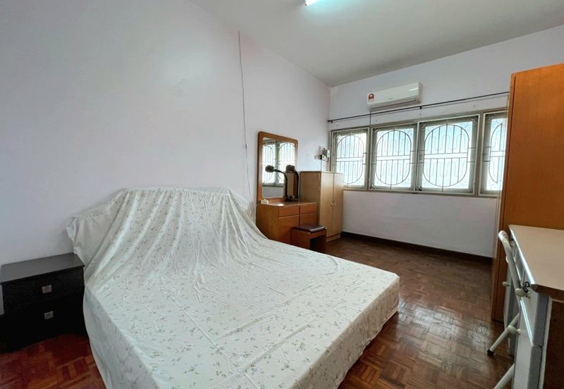 Gunung Rapat Ampang Superlink Double Storey Terrace House Near Field 