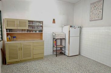 Gunung Rapat Taman Hari Lela Freehold Double Storey Terrace House Facing Field 