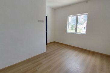 Gunung Rapat Wira Jaya Nice 2 Storey Terrace House Corner Unit With Renovation 