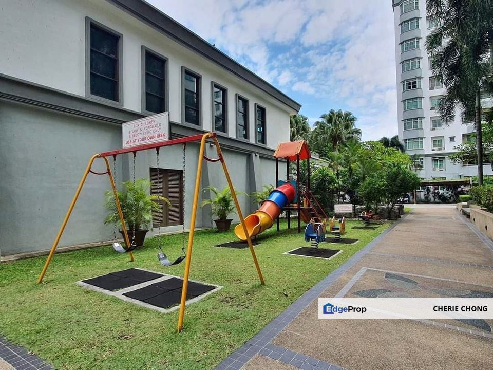 Damaipuri Condominium Taman Chateau Nice Low Floor Unit With 2 Carparks Gated & Guarded Near Town Centre , Perak, Ipoh