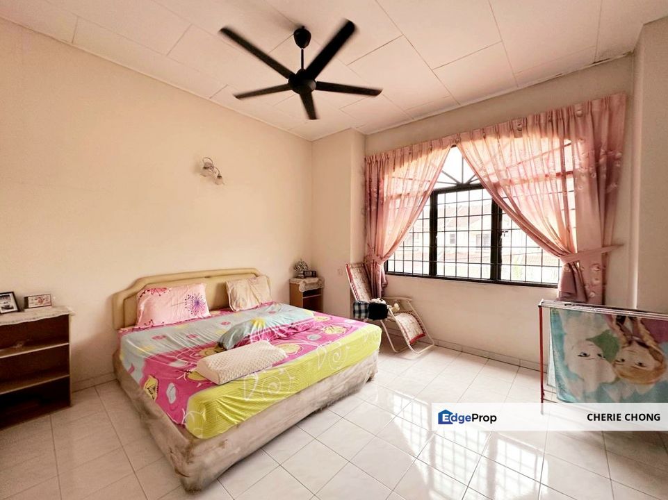 Taman Pinji Perdana Good Condition Double Storey Terrace House Below Market Value , Perak, Lahat