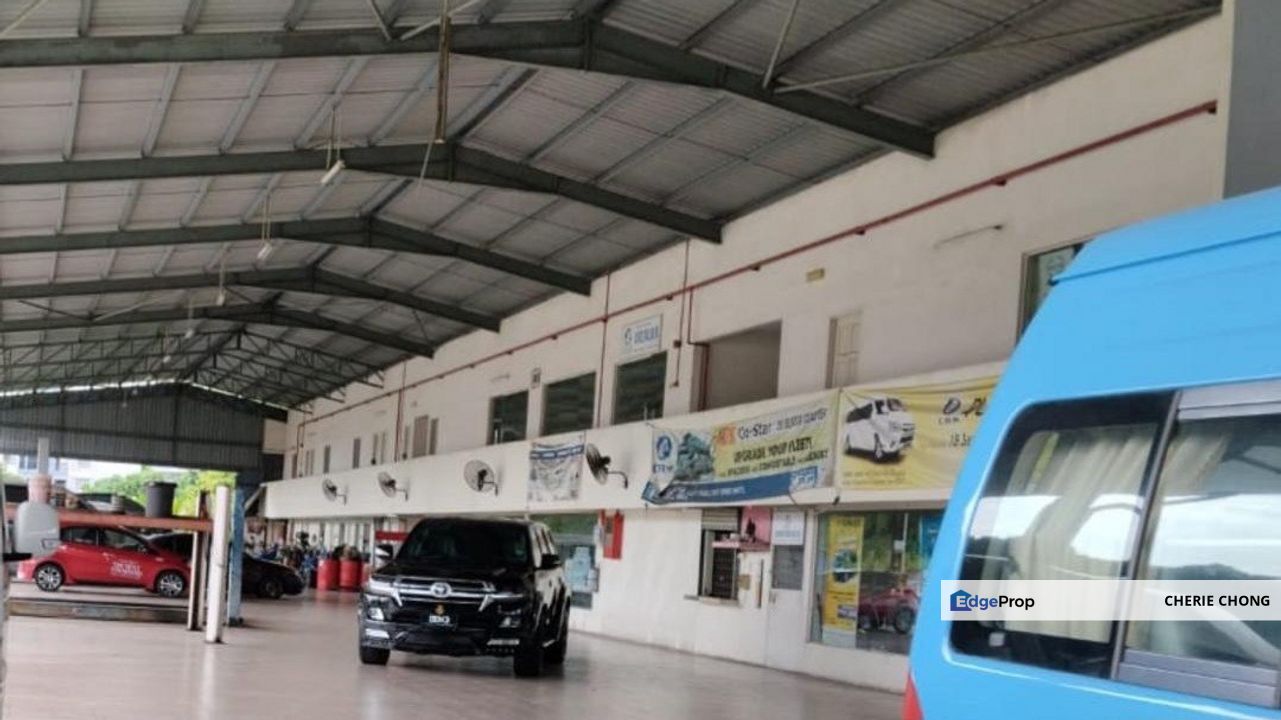 Jalan Kuala Kangsar Ipoh Prime Commercial Land With 2 Storey Building , Perak, Ipoh