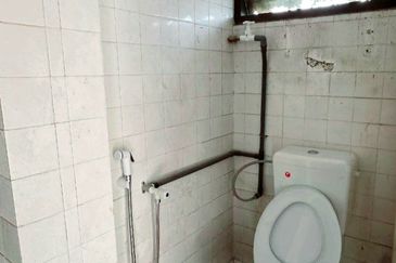 Jalan Sultan Abdul Jalil Ipoh 1st Floor Shoplot Near Tourist Spot 