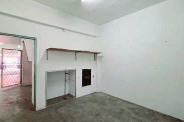 Jalan Sultan Abdul Jalil Ipoh 1st Floor Shoplot Near Tourist Spot 