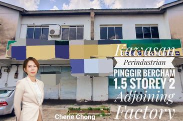 Kawasan Perindustrian Pinggir Bercham 1.5 Storey 2 Adjoining Factory Good Location 
