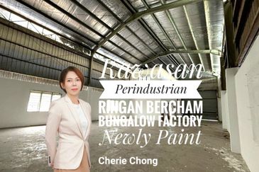 Kawasan Perindustrian Ringan Bercham Bungalow Factory Newly Paint 