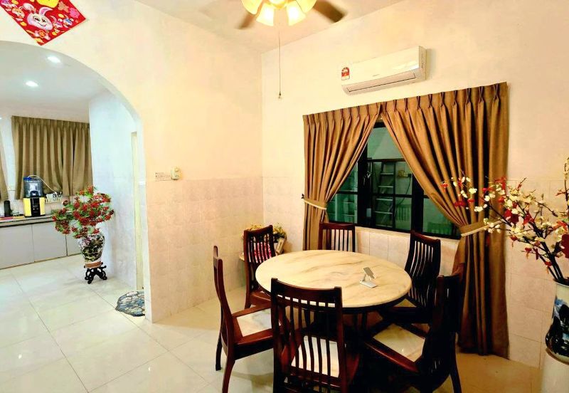 Menglembu Good Condition 2 Storey Terrace House Corner Unit With Renovation 