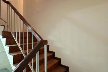 Taman Cempaka Ipoh Good Condition 2 Storey Terrace House Carporch Awning Tiles Near Gunung Rapat & Ipoh Town 