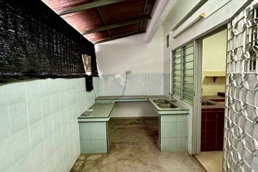 Taman Cempaka Ipoh Good Condition 2 Storey Terrace House Carporch Awning Tiles Near Gunung Rapat & Ipoh Town 