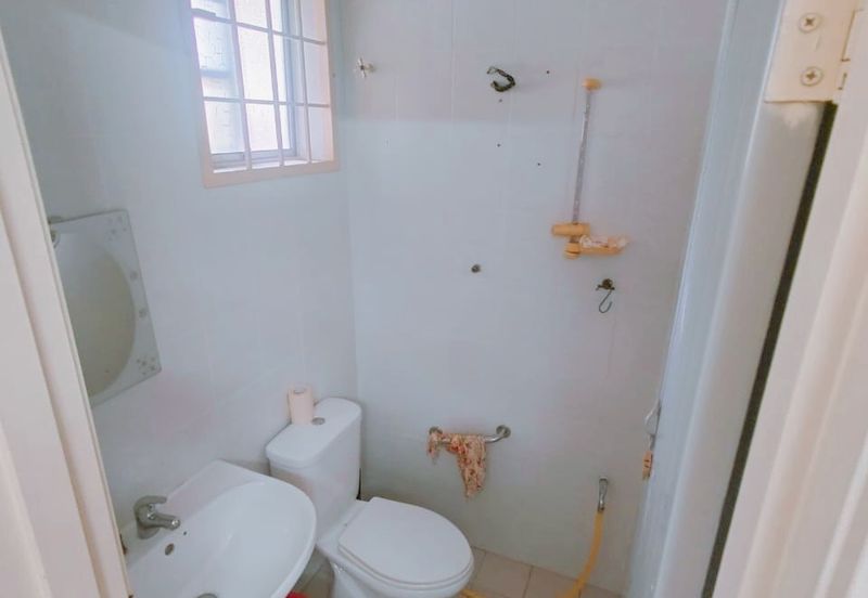 Kuala Kangsar Taman Chandan Putri Freehold Single Storey Terrace House Facing Field 