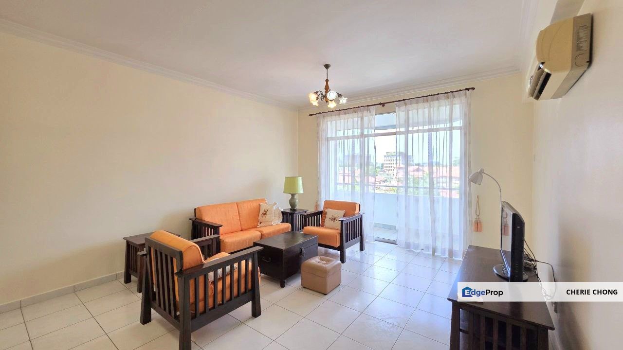 Damaipuri Condominium Well Maintained Mid Floor Corner Unit Near Town Centre , Perak, Ipoh