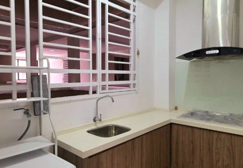 Upper East @ Tiger Lane