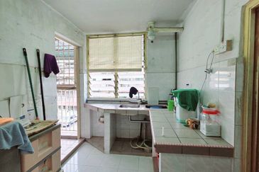 Flat Pakatan Bercham