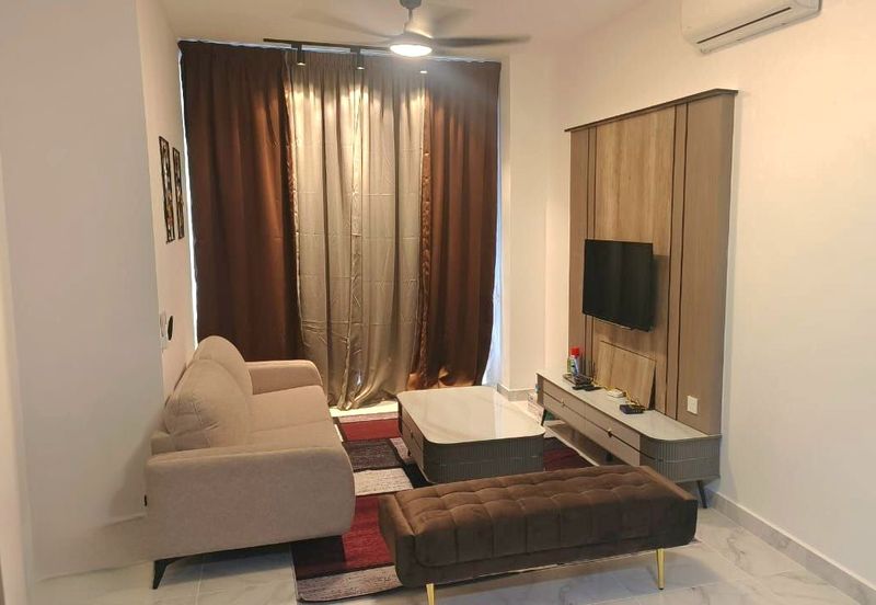 The Palazzo Condo Modern & Nice Unit With 2 Carparks Near Ipoh Garden 