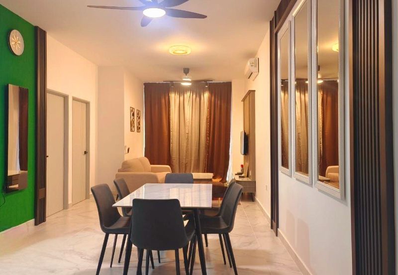 The Palazzo Condo Modern & Nice Unit With 2 Carparks Near Ipoh Garden 