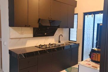 The Palazzo Condo Modern & Nice Unit With 2 Carparks Near Ipoh Garden 
