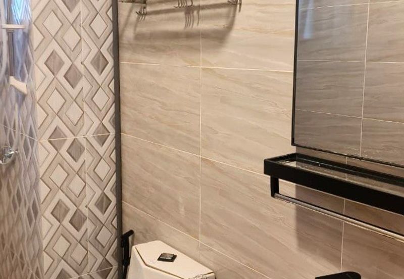 The Palazzo Condo Modern & Nice Unit With 2 Carparks Near Ipoh Garden 