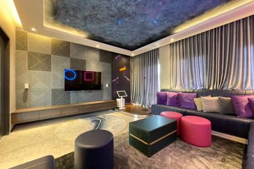 The Palazzo Condo Modern & Nice Unit With 2 Carparks Near Ipoh Garden 