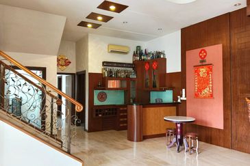 Taman River Villas Luxury Double Storey Bungalow Well-maintained Near Airport 