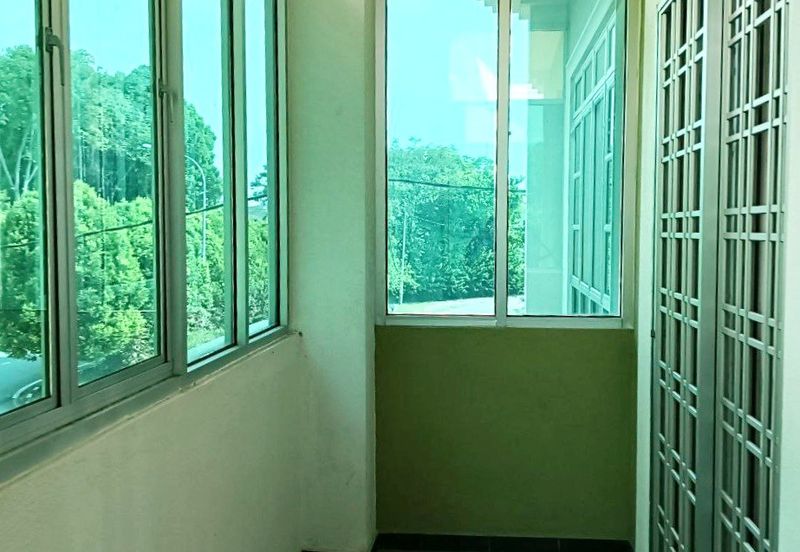 Taman River Villas Luxury Double Storey Bungalow Well-maintained Near Airport 