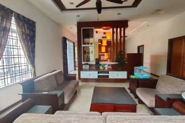 Taman River Villas Luxury Double Storey Bungalow Well-maintained Near Airport 
