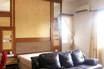 Taman River Villas Luxury Double Storey Bungalow Well-maintained Near Airport 