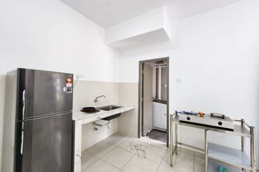 Meru Scientex Condominium High Floor Nice Unit With Tight Security 