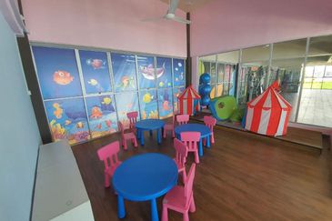 Meru Scientex Condominium High Floor Nice Unit With Tight Security 