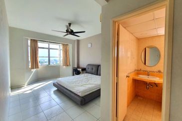 KONDOMINIUM DAMAIPURI