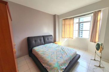 KONDOMINIUM DAMAIPURI