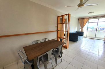 KONDOMINIUM DAMAIPURI