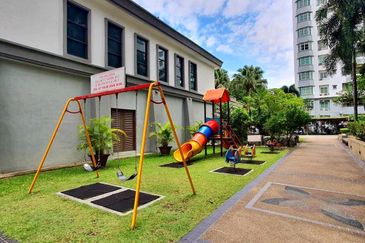 KONDOMINIUM DAMAIPURI