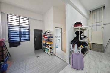 Pengkalan Station 18