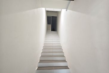 Pengkalan Station 18