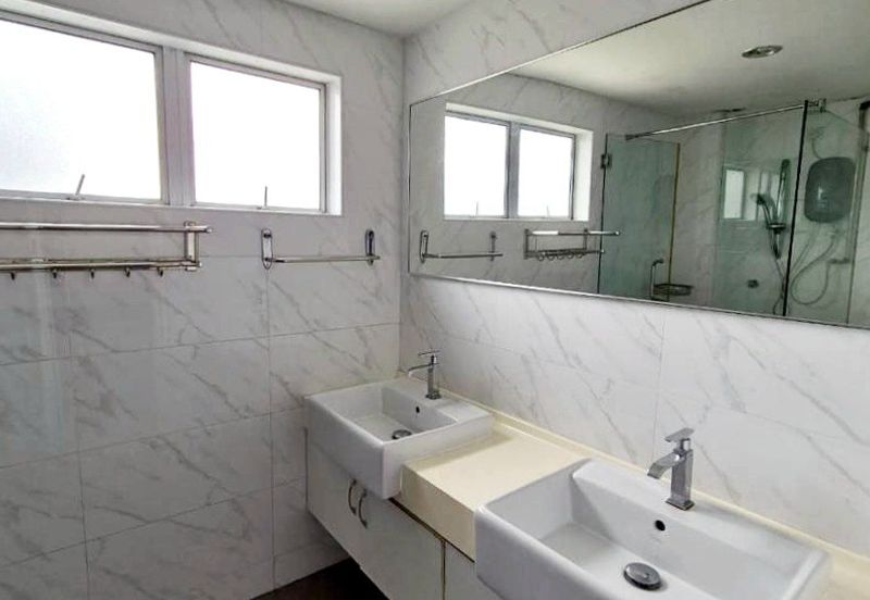 KONDOMINIUM DAMAIPURI