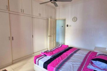 KONDOMINIUM DAMAIPURI