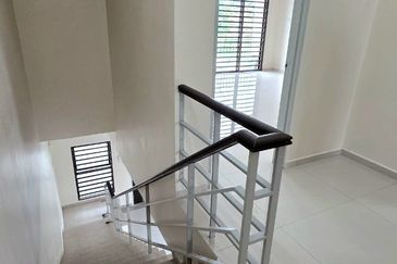 Sunland Residences Jalan Kuala Kangsar 2 Storey Terrace House Corner Unit 