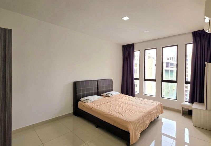 Upper East @ Tiger Lane